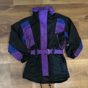 Vintage 90’s OSSI GORETEX Skiwear Women's Black and Purple Ski Jacket Size Med